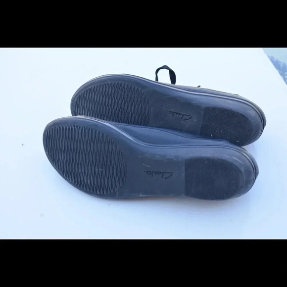 Clarks cushion leather sneakers - Picture 7 of 8